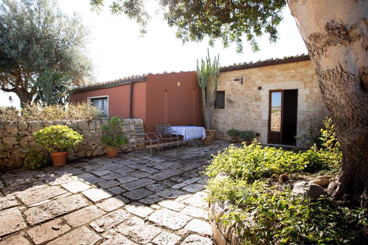 IzzHome Carrubo Santa Croce Camerina Esterno foto