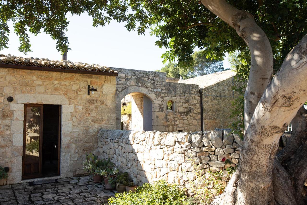 IzzHome Carrubo Santa Croce Camerina Esterno foto